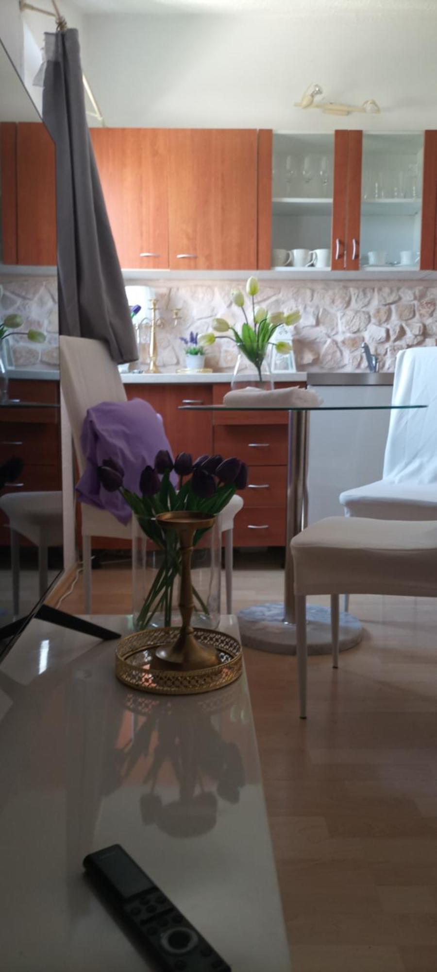 Apartment Jozefina โปเรช ภายนอก รูปภาพ